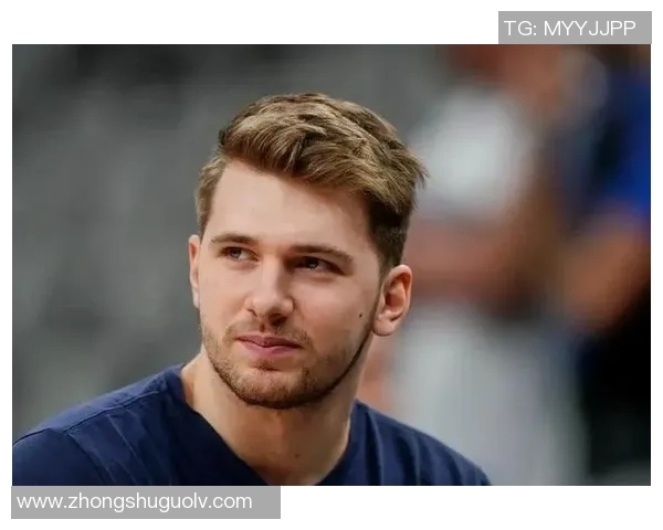 六月出生的足球球星盘点：他们的传奇与成就让人难以忘怀