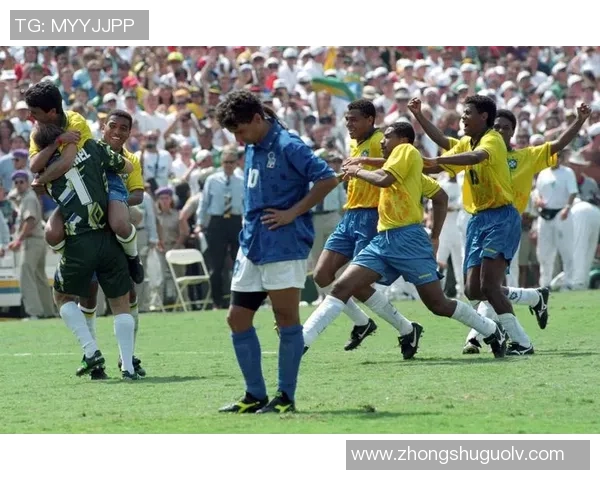 意大利足球传奇：从巴乔到因莫比莱的时代变迁与辉煌历程