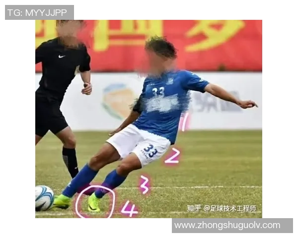 足球球星无对抗受伤原因解析及应对措施探讨